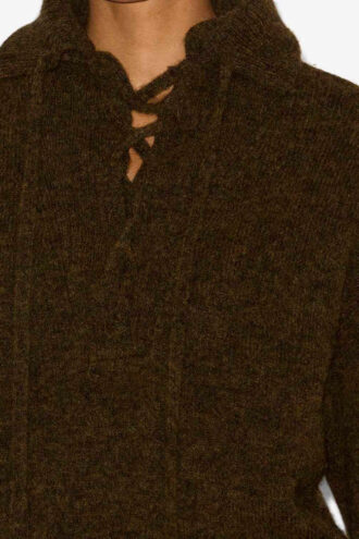 Phylia Dantelli Kazak